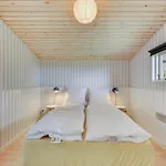 Holiday home Venla - 150m From The Sea By Interhome