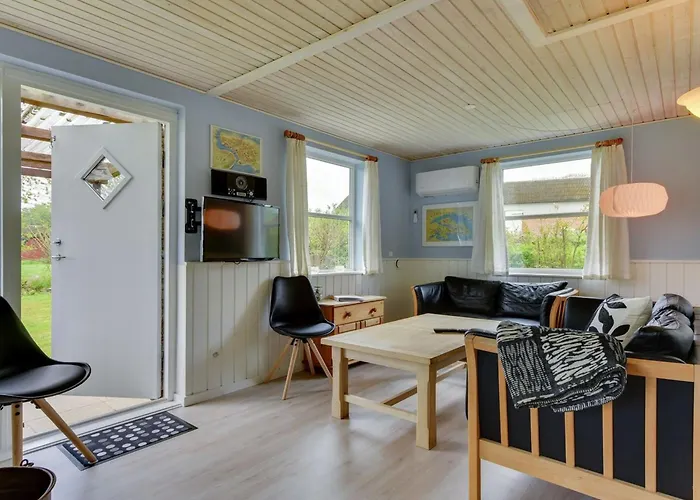 Venla - 150m From The Sea By Interhome