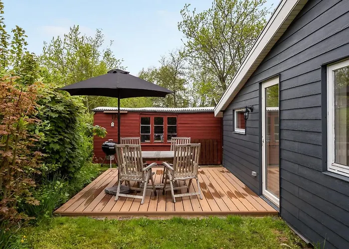 Venla - 150m From The Sea By Interhome